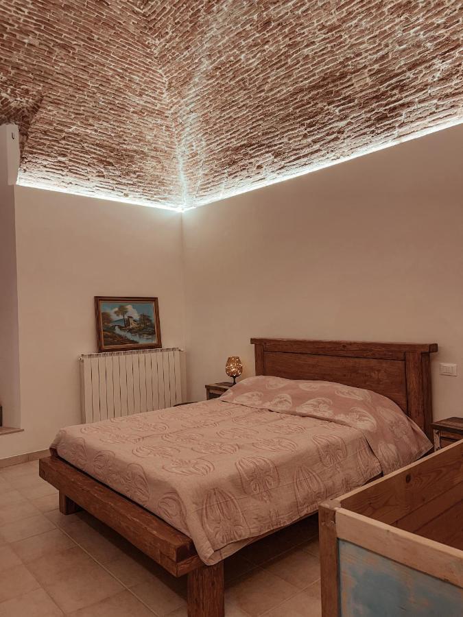 Vadolibera House Appartement LʼAquila Buitenkant foto