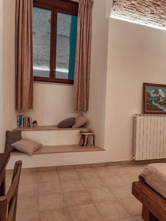 Vadolibera House Appartement LʼAquila Buitenkant foto