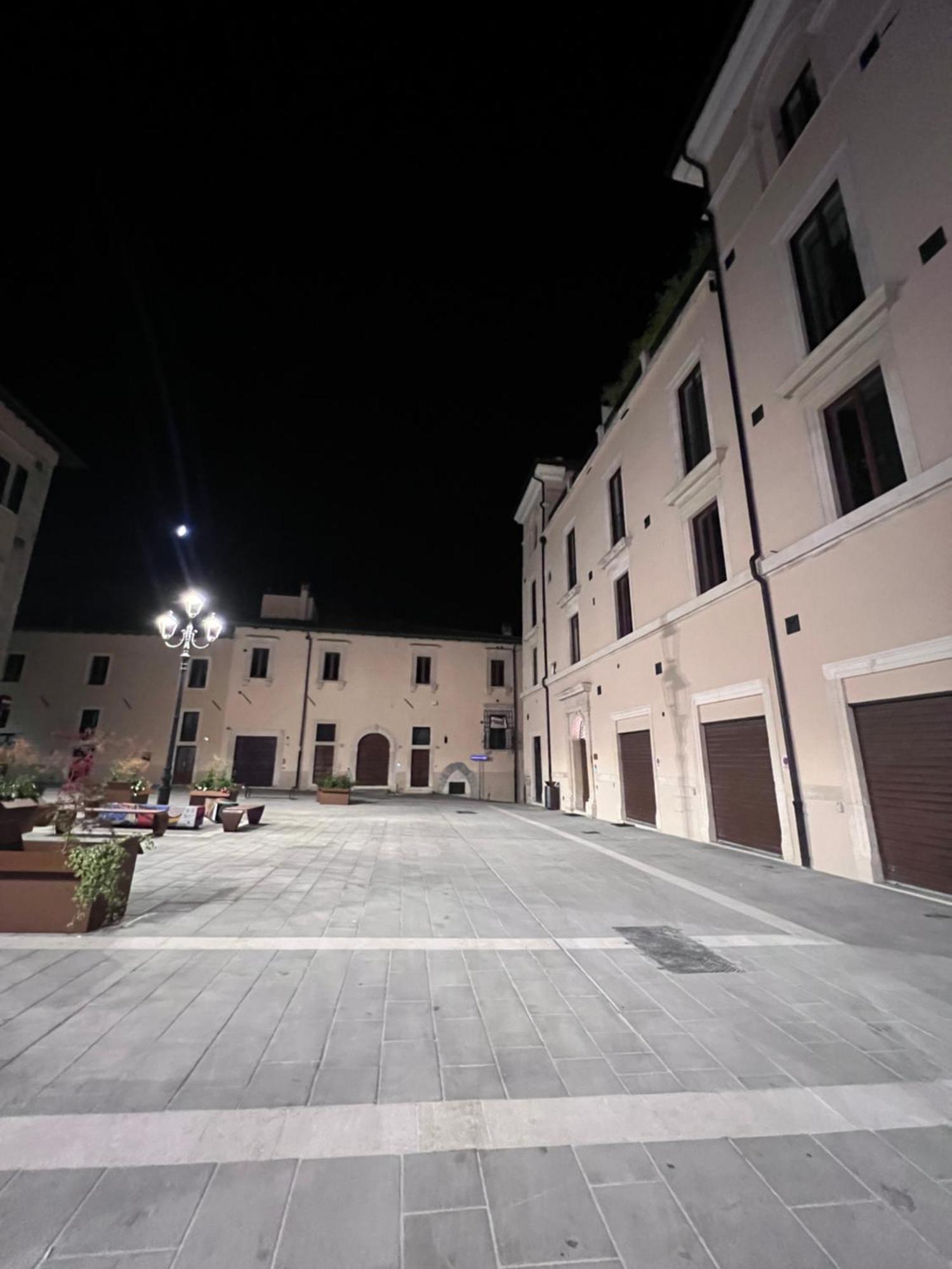 Vadolibera House Appartement LʼAquila Buitenkant foto
